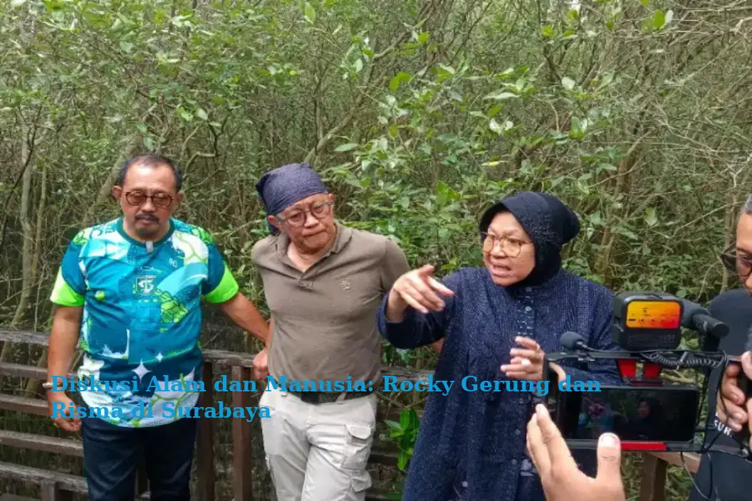 Diskusi Alam dan Manusia: Rocky Gerung dan Risma di Surabaya